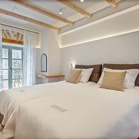 Apartment Courtyard Corfu Lákones