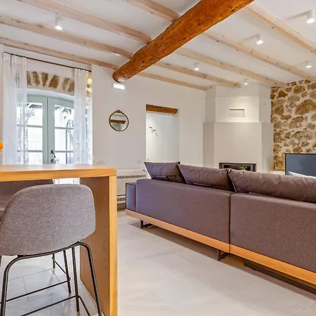 Courtyard Corfu Apartment