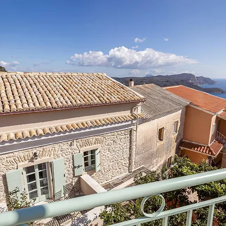 Apartment Courtyard Corfu Lákones