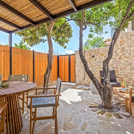 Courtyard Corfu * Lakones